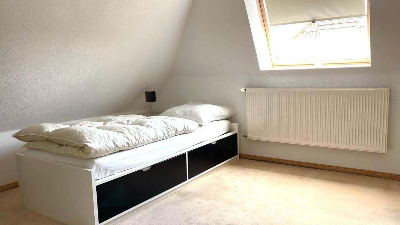 Apartment Doppelhaushaelfte Nahe Flughafen Hamburg Norderstedt